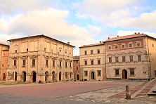 Palazzo Tarugi Piazza Grande Montepulciano